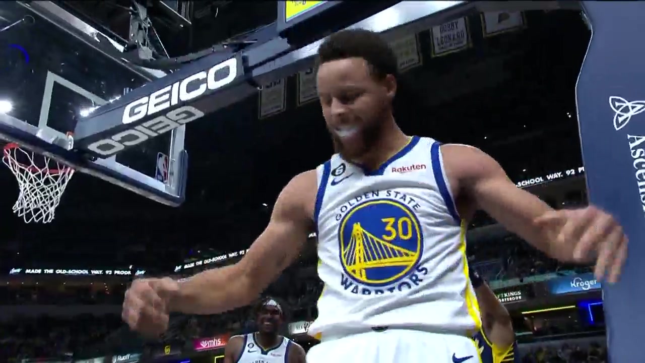 大秀肌肉！