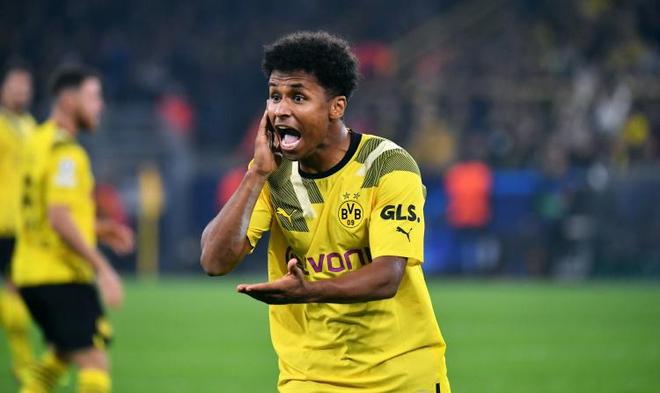 圖片報(bào)：多特出售阿德耶米，不續(xù)約則明年離隊(duì)。