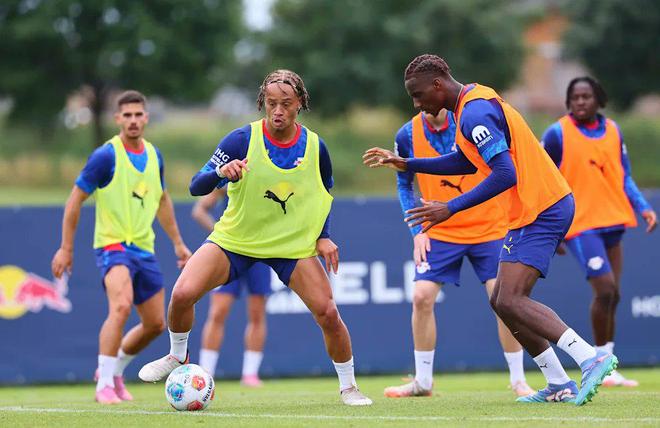 圖片報：哈維團隊與萊比錫談判，切爾西領跑