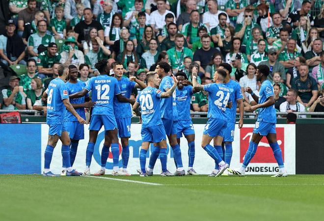 滕哈格55歲，執(zhí)教藥廠兩輪不勝，落后絕平，多打一人仍敗北。